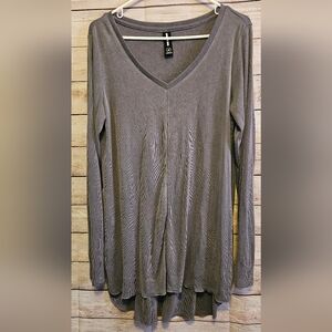 Charcoal XL midweight ribbed V neck tunic.stretchy.oversized. lightly distressed